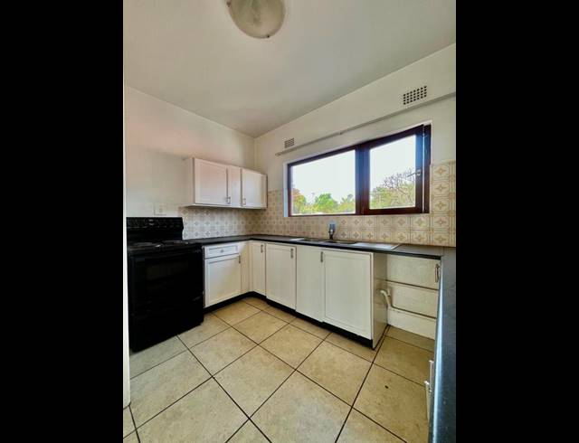 2 BEDROOM APARTMENT FOR SALE IN WENDYWOOD